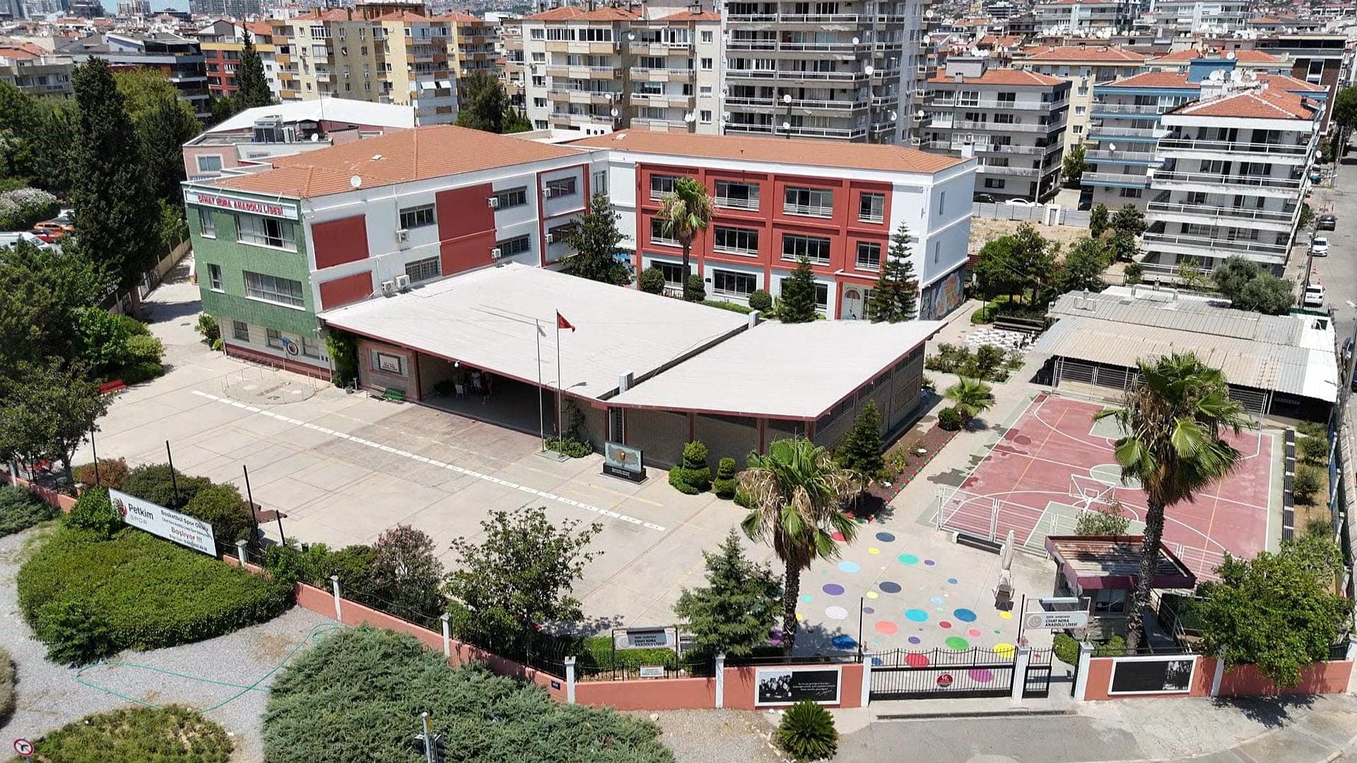 Cihat Kora Anadolu Lisesi